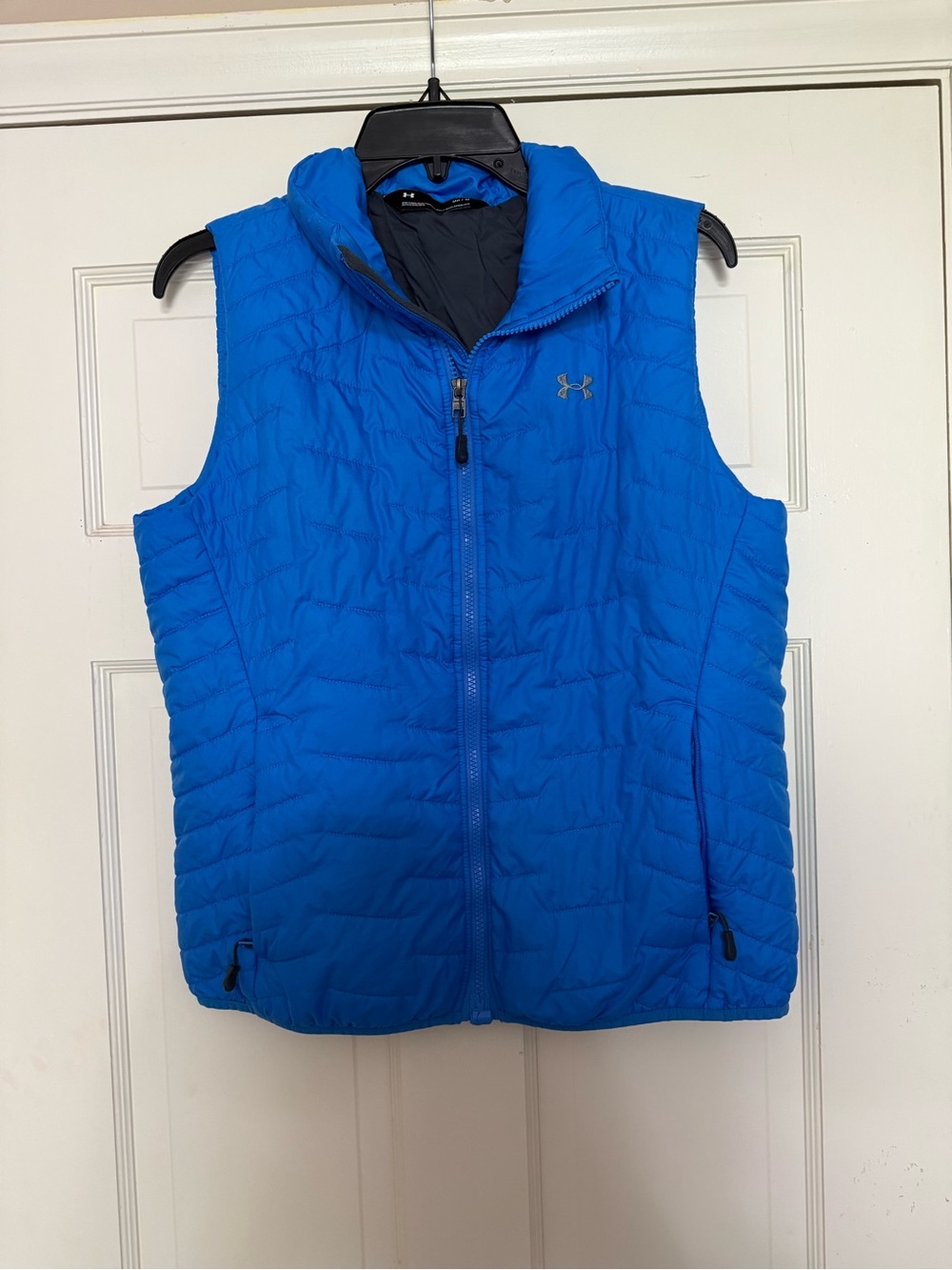 Under Armour Cold Gear Quilted Blue Vest - M